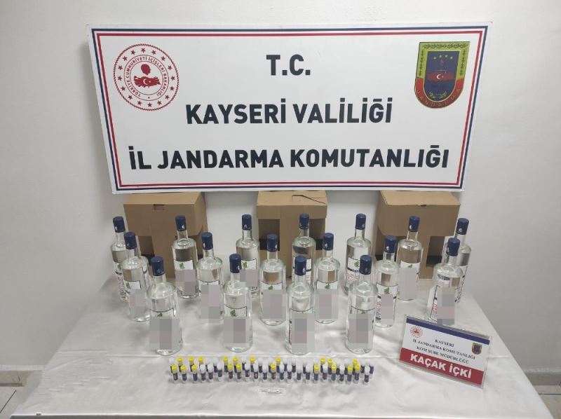 Kayseri’de 17 litre kaçak alkol yakalandı
