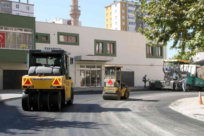Talas’ta asfalt çalışmaları hız kesmiyor
