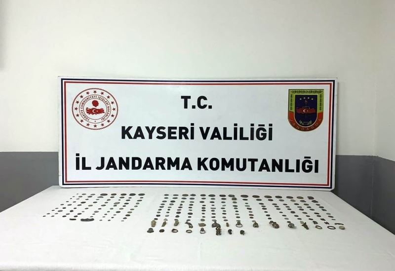 Kayseri’de tarihi eser operasyonu
