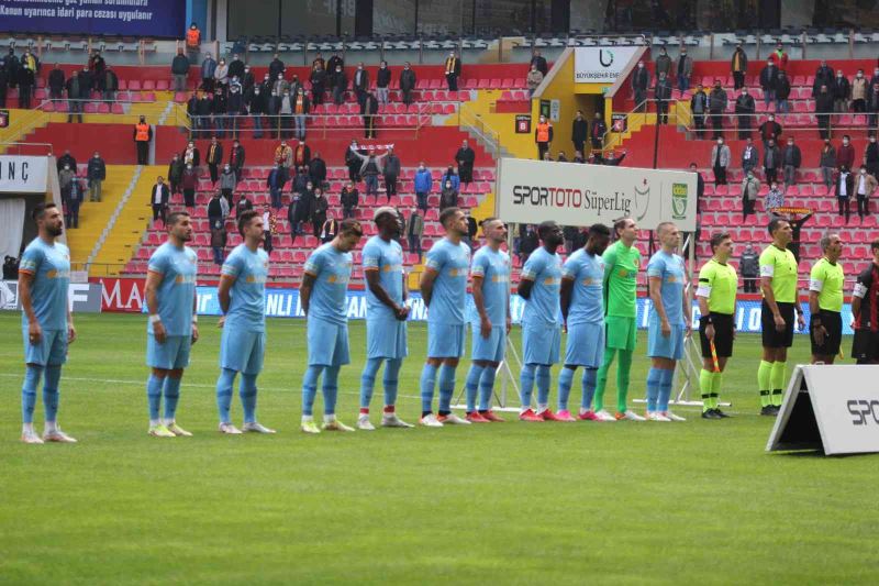 Spor Toto Süper Lig: Kayserispor: 0 - Fatih Karagümrük: 1 (Maç devam ediyor)
