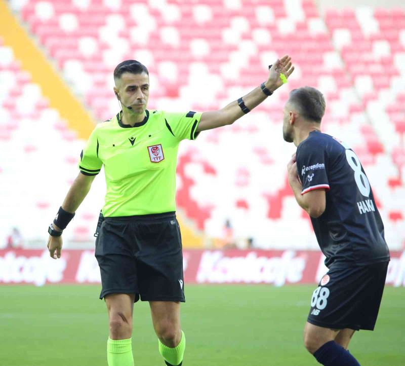 Fenerbahçe- Kayserispor maçının VAR’ı Mete Kalkavan
