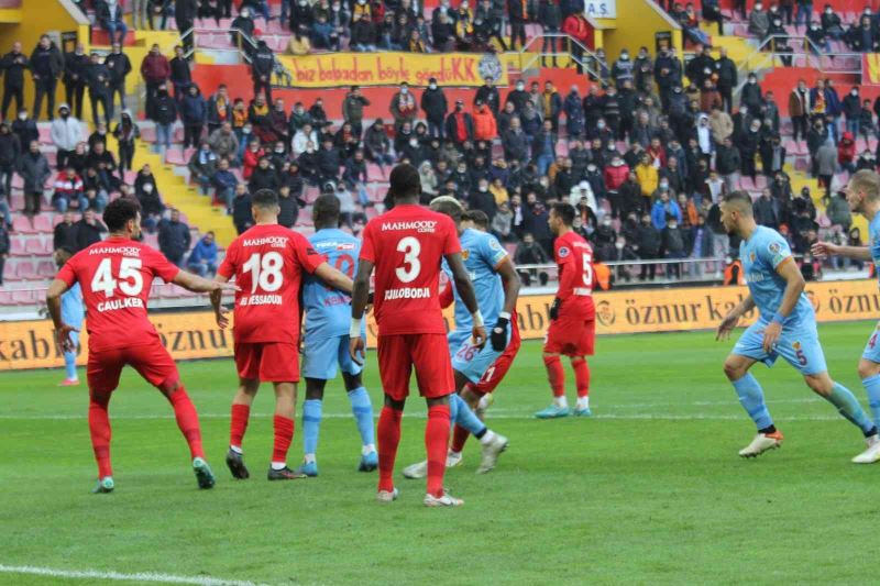 Spor Toto Süper Lig: Kayserispor: 0 - Gaziantep FK: 0 (İlk yarı)
