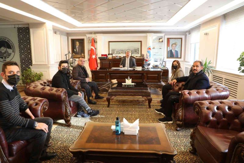 Melikgazi Belediyesi Bedensel Engelliler Spor Kulübü’nden Başkan Palancıoğlu’na ziyaret
