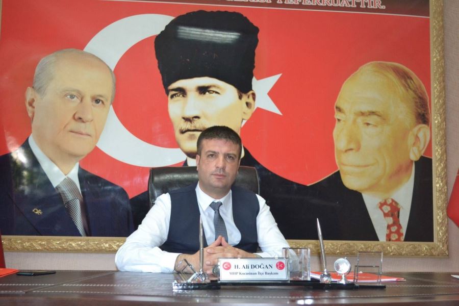 Türk -İslam Aleminin Regaip Kandili’ni tebrik eder, devletimize, milletimize, huzur ve barış getirmesini dilerim