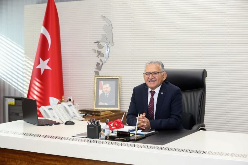 Başkan Büyükkılıç: “Yaşlılarımız, dua kaynağımız ve her zaman baş tacımızdır”
