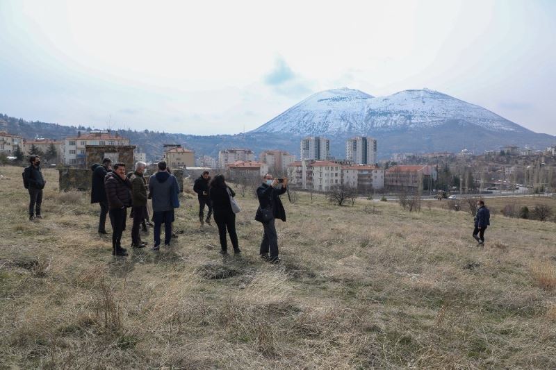 Talas Millet Bahçesi Jürisi incelemelerde bulundu
