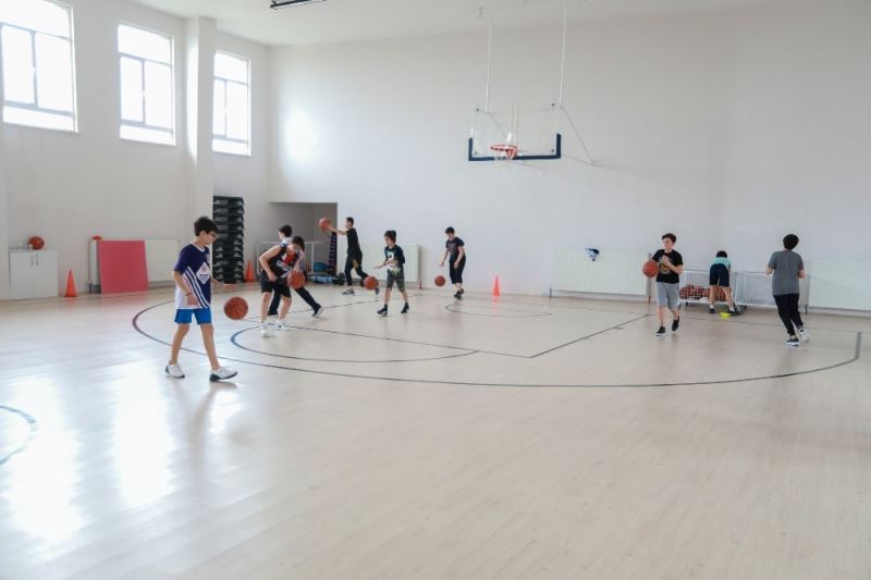 Talas’ta 7 gün basketbol kursu
