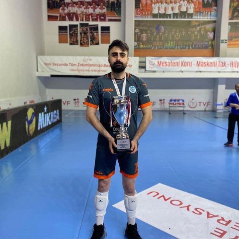 Develi Belediyespor Voleybol Takımı oyuncusu Yusuf Afşar: “Şampiyonluk hayırlı olsun”
