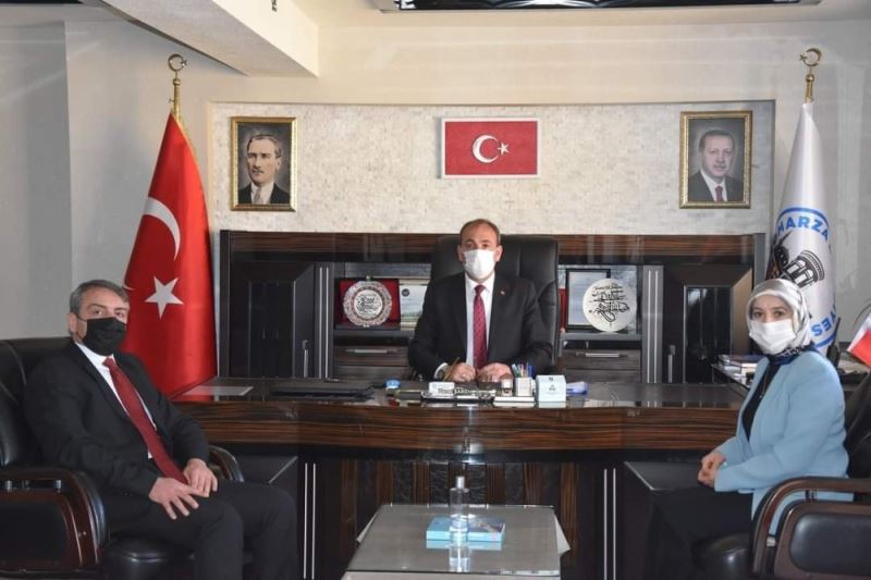 İŞKUR İl Müdür Vekili Ayşe Ak Tomarza Kaymakamı Cebeci’yi ve Başkan Şahin’i ziyaret etti
