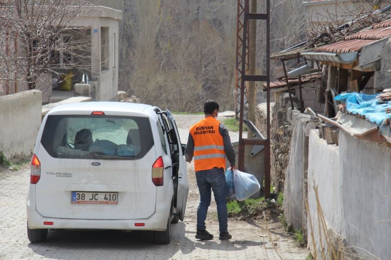 Bünyan Belediyesi’nden 2 bin aileye gıda kolisi yardımı
