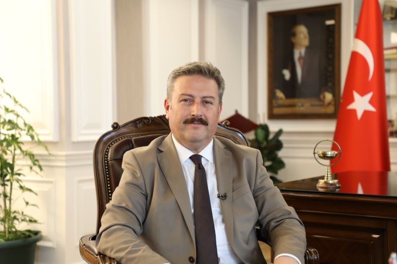 Başkan Palancıoğlu Kayserili Milli Halterci Muammer Şahin’i tebrik etti

