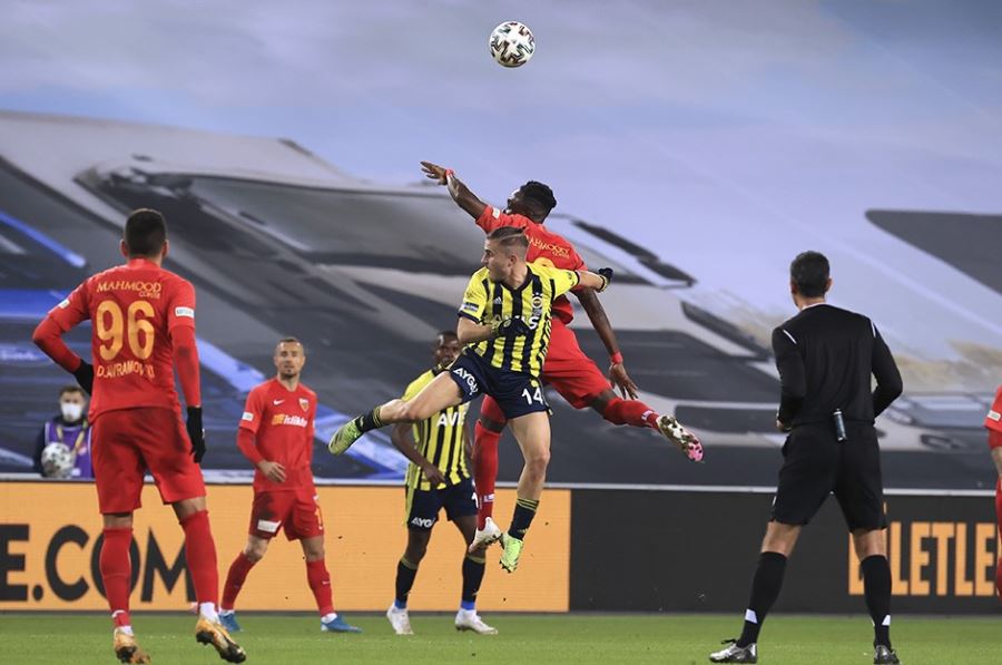 Kayserispor - Fenerbahçe  maçından kareler -2-