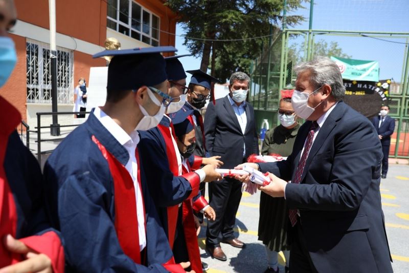 Başkan Palancıoğlu özel öğrencilerin mezuniyet törenine katıldı

