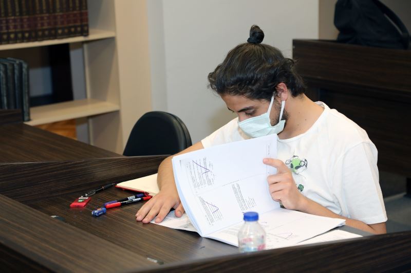 Öğrenciler sınava Talas’ın kütüphanelerinde hazırlanıyor
