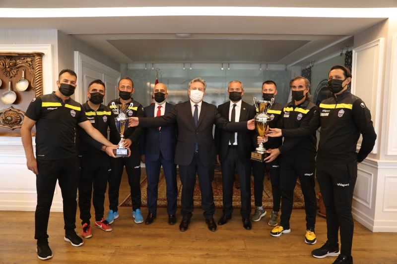 Kayseri Masterler Spor Kulübü’nden Başkan Palancıoğlu’na ziyaret
