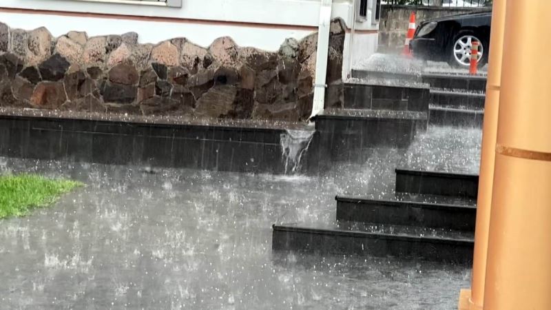 Kayseri’de dolu yağışı etkili oldu
