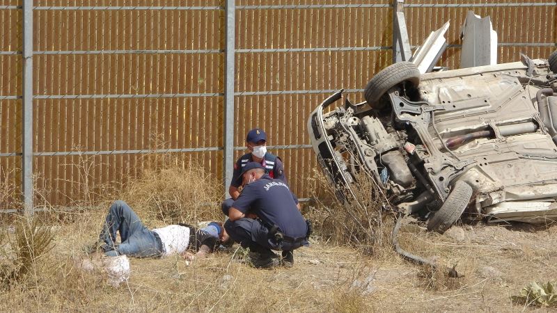 Kayseri’de otomobil şarampole yuvarlandı: 3’ü ağır, 5 yaralı
