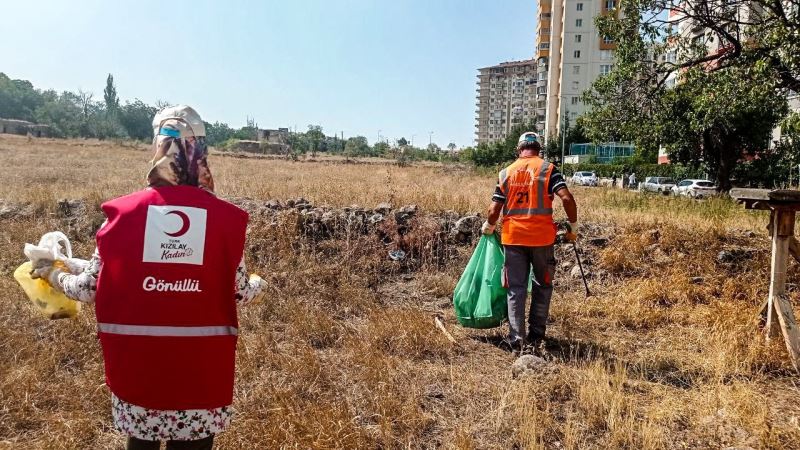 Talas Belediyesi’nden ‘Dünya Temizlik Günü’nde anlamlı etkinlik
