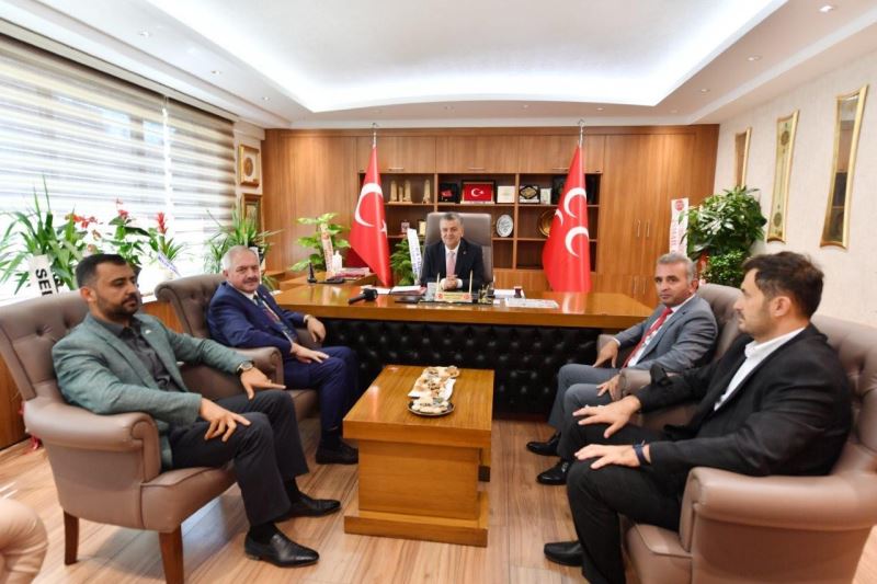 Nursaçan ve yönetim kurulu üyeleri MHP İl Başkanı İncetoprak’ı ziyaret etti
