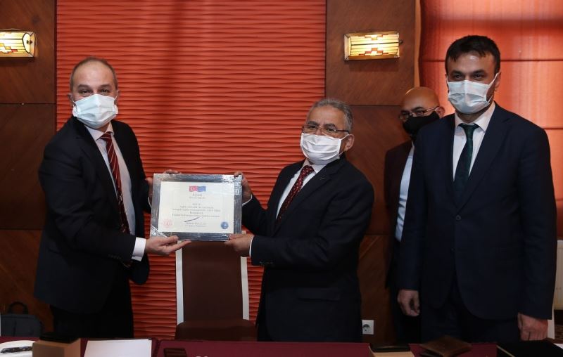 Kayseri Büyükşehir Belediyesi 2021’de 8 ödül aldı
