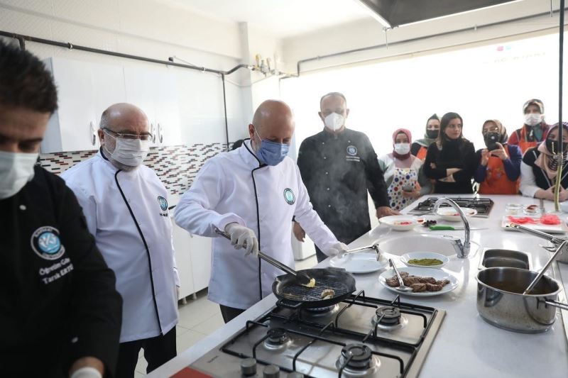 Kocasinan’da profesyonel aşçılar yetişiyor
