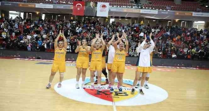 Kadınlar Basketbol Süper Ligi: Melikgazi Kayseri Basketbol: 71 - Beşiktaş: 69