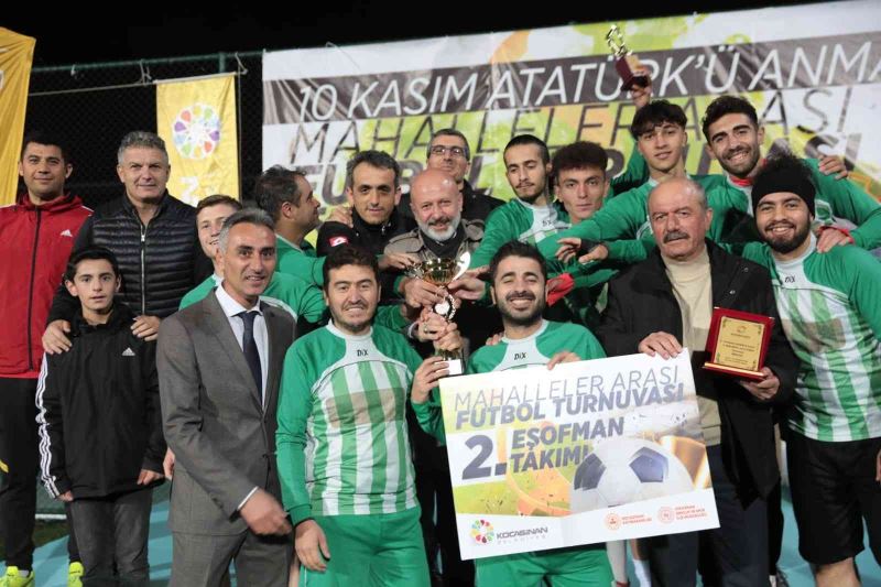 Başkan Çolakbayrakdar’dan futbol severlere müjde
