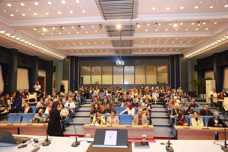 Büyükşehir ile Kızılay Hastanesi işbirliğinde meme kanseri semineri

