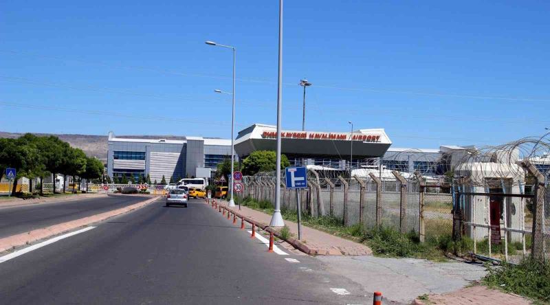 Kayseri Havaalanı 1 ayda 132 bin yolcuya hizmet verdi
