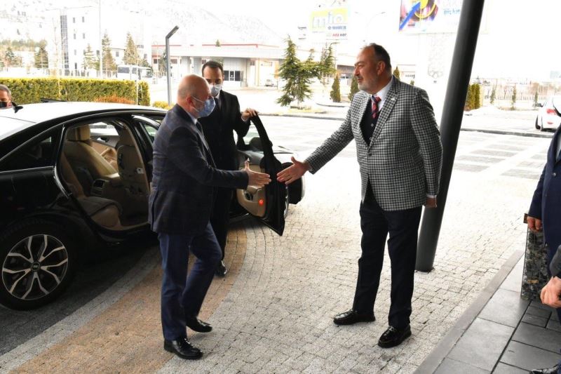 Çolakbayrakdar’dan Kayseri OSB Başkanı İmamoğlu’na ziyaret
