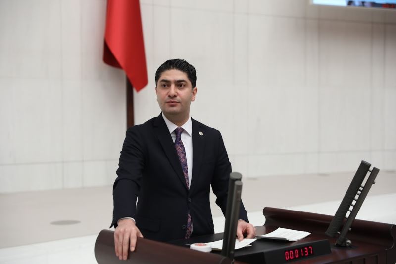 MHP’li Özdemir: “Tarih Türk Milleti’ne yeniden büyük sorumluluk ve imkân tanıyor”
