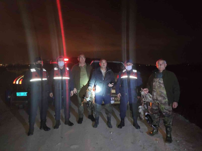 Yasa dışı avcılara gece operasyonu
