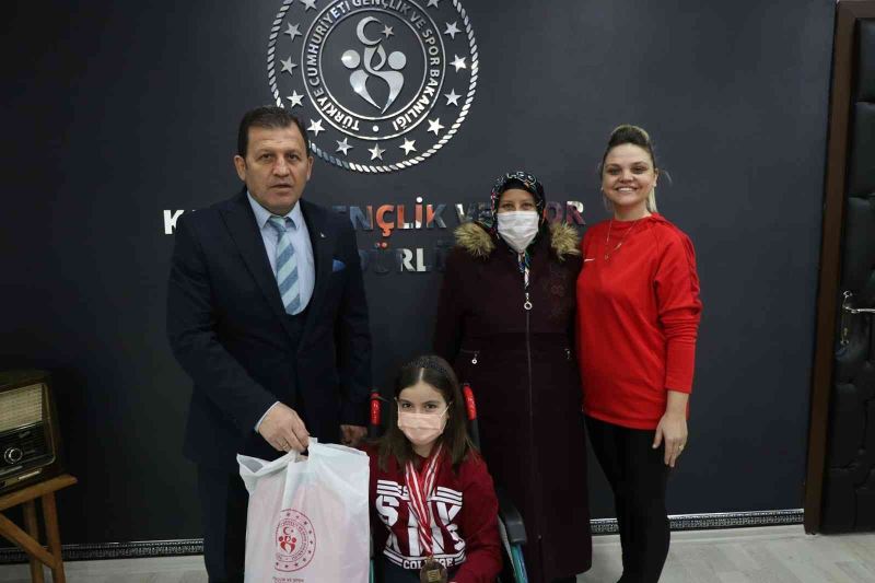 Şampiyondan Ali İhsan Kabakcı’ya ziyaret
