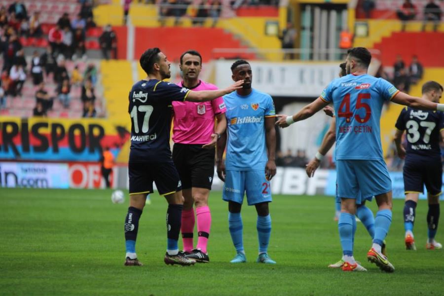 Kayserispor - Fenerbahçe maçından kareler -1-