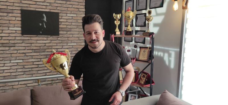 Develili kuaför Faruk Kafkas, dünya şampiyonu oldu

