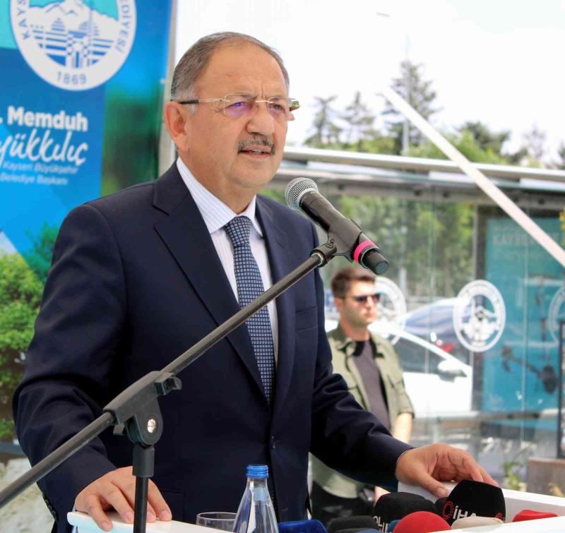 AK Parti Genel Başkan Yardımcısı Özhaseki’den İzmir Marşı açıklaması
