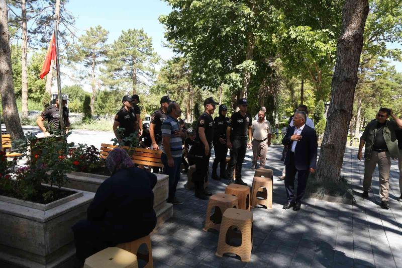 Başkan Büyükkılıç, Şehir Polis Uluçay’ı mezarı başında andı
