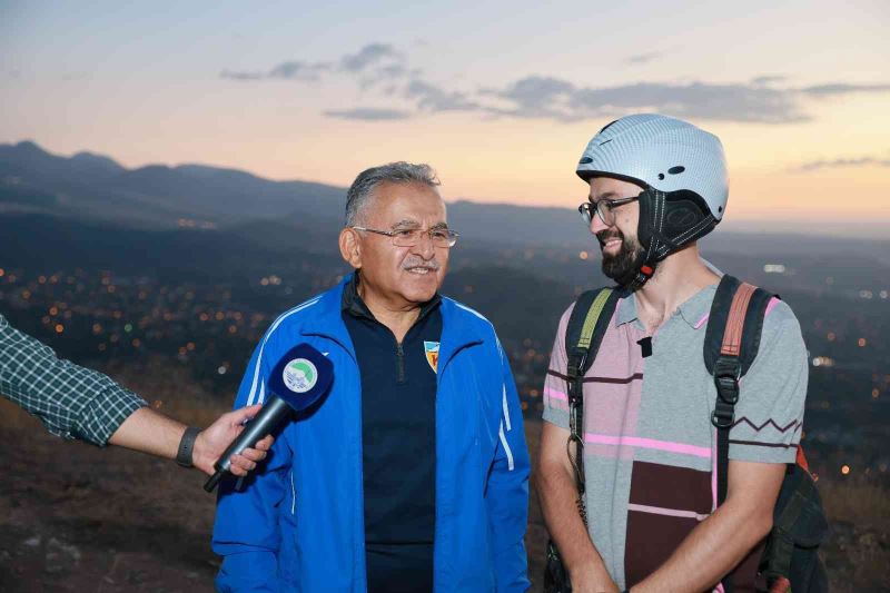 Başkan Büyükkılıç: “Ali Dağı, dünyada en önemli yamaç paraşüt merkezlerinden birisi”
