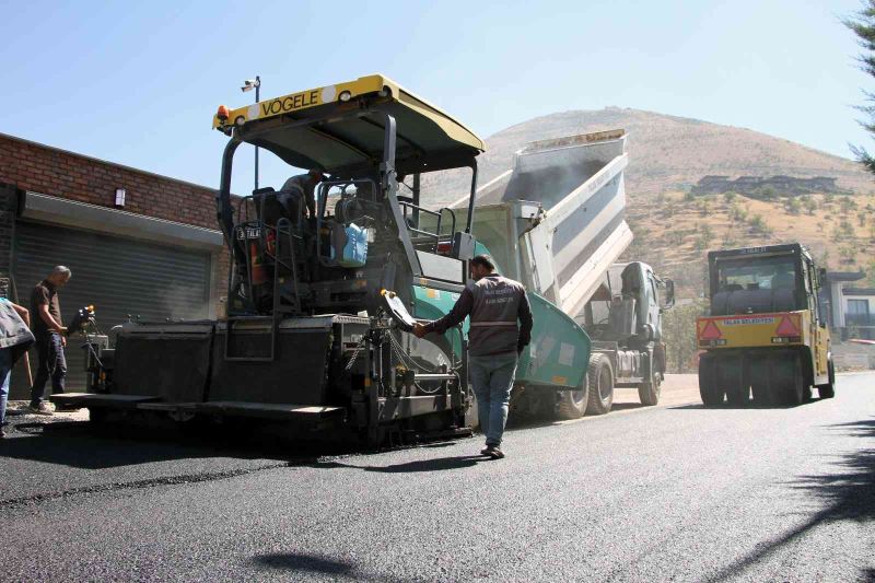 Talas’ta asfalt çalışmaları hız kesmiyor
