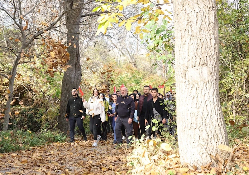 Kayseri Üniversitesi, Koramaz Vadisinde Yürüyüş Etkinliği Gerçekleştirdi
