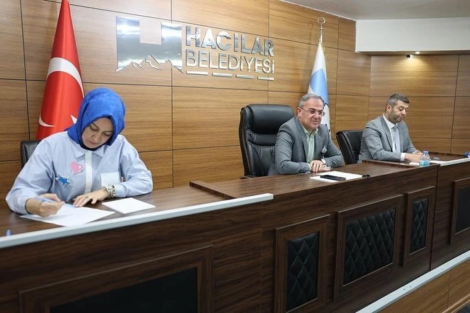 Hacılar Belediye Meclisi Kasım ayı toplantısını gerçekleştirdi

