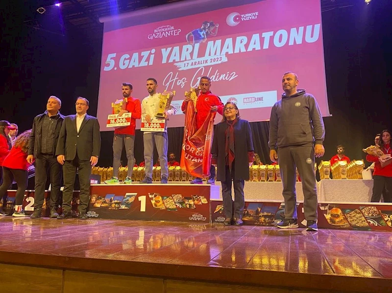 Kayserili sporcu, Gaziantep maratonunda birinci oldu
