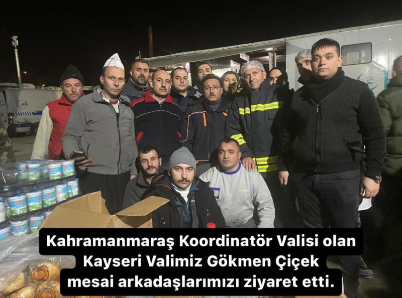 Erciyes Anadolu Holding, deprem bölgesinde her öğün bin 200 kişilik yemek çıkarıyor
