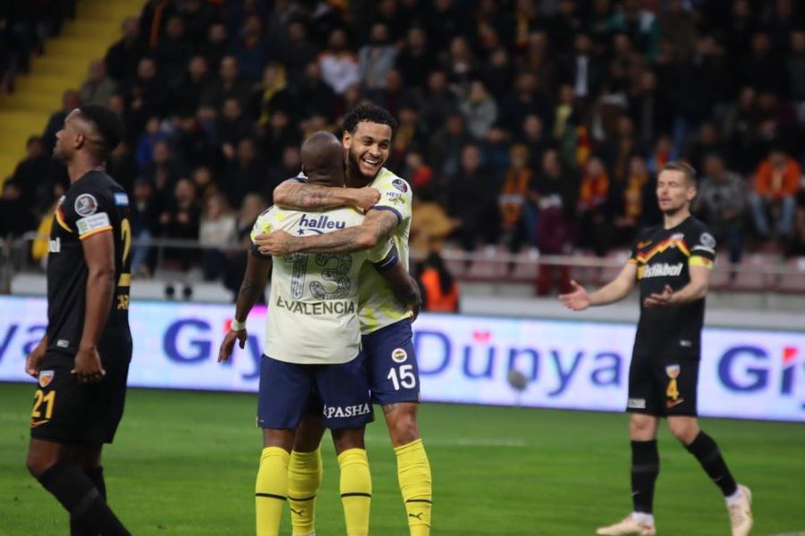 Spor Toto Süper Lig: Kayserispor: 0 - Fenerbahçe: 1 (Maç devam ediyor)