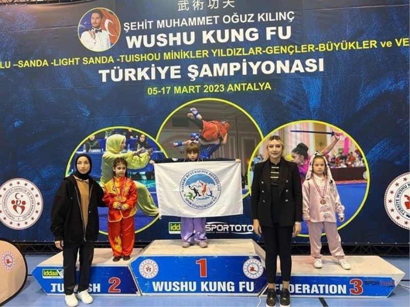 Büyükkılıç’tan Büyükşehir’in Türkiye Şampiyonu sporcusu minik Mira’ya tebrik
