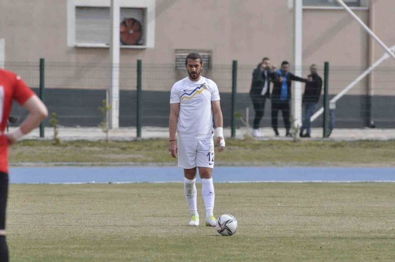 Talasgücü’nde Ahmet Şahbaz gollerini frikikten atıyor
