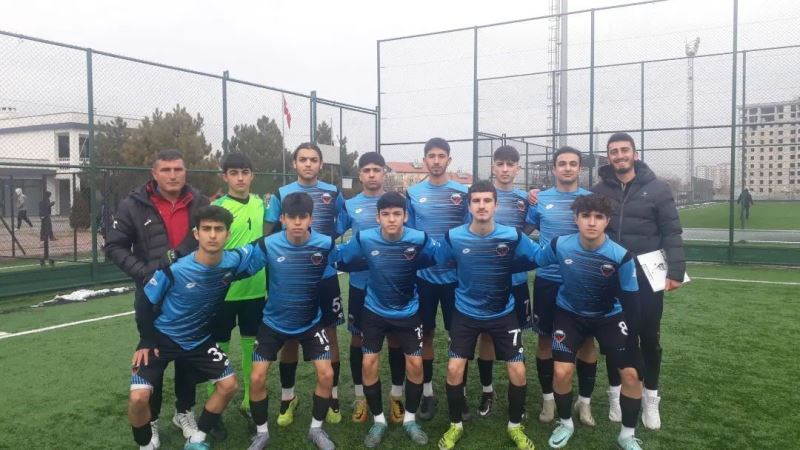 Kayseri ekipleri U-16 Türkiye şampiyonasına hazır
