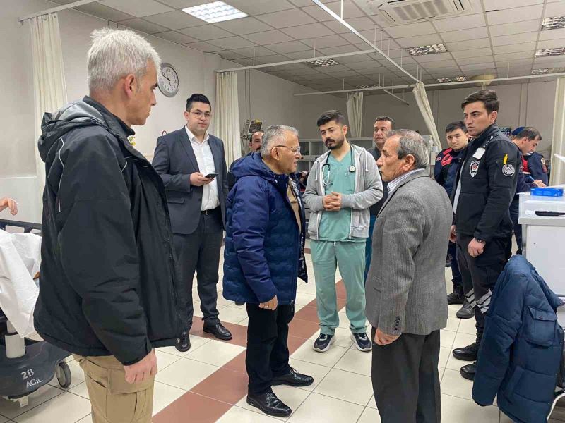 Başkan Büyükkılıç, trafik kazasında yaralanan vatandaşları ziyaret etti
