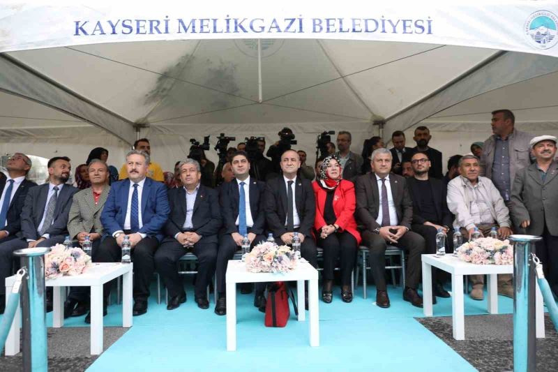 Melikgazi ‘de Alparslan Türkeş Sosyal Yaşam ve Kültür Merkezi’nin tanıtımı yapıldı
