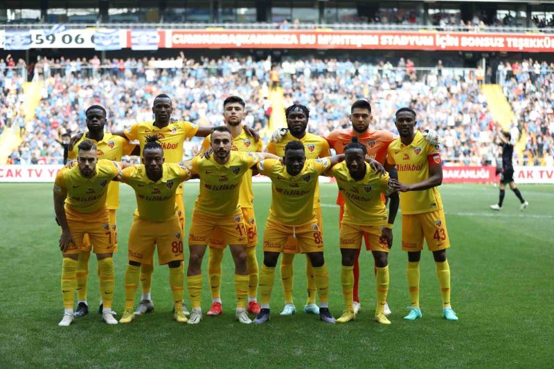 Kayserispor’da 11 ülkeden futbolcu forma giydi
